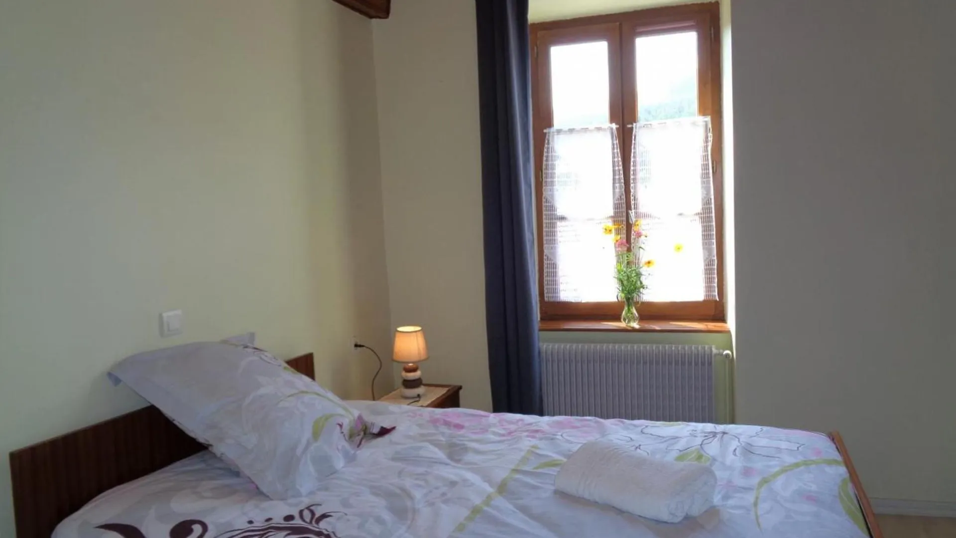 בית נופש Saint-Marcel-dʼUrfé Charmant Gite A La Ferme Avec Terrasse, Proche Loire, Allier, Puy De Dome, Animaux Bienvenus - Fr-1-496-235