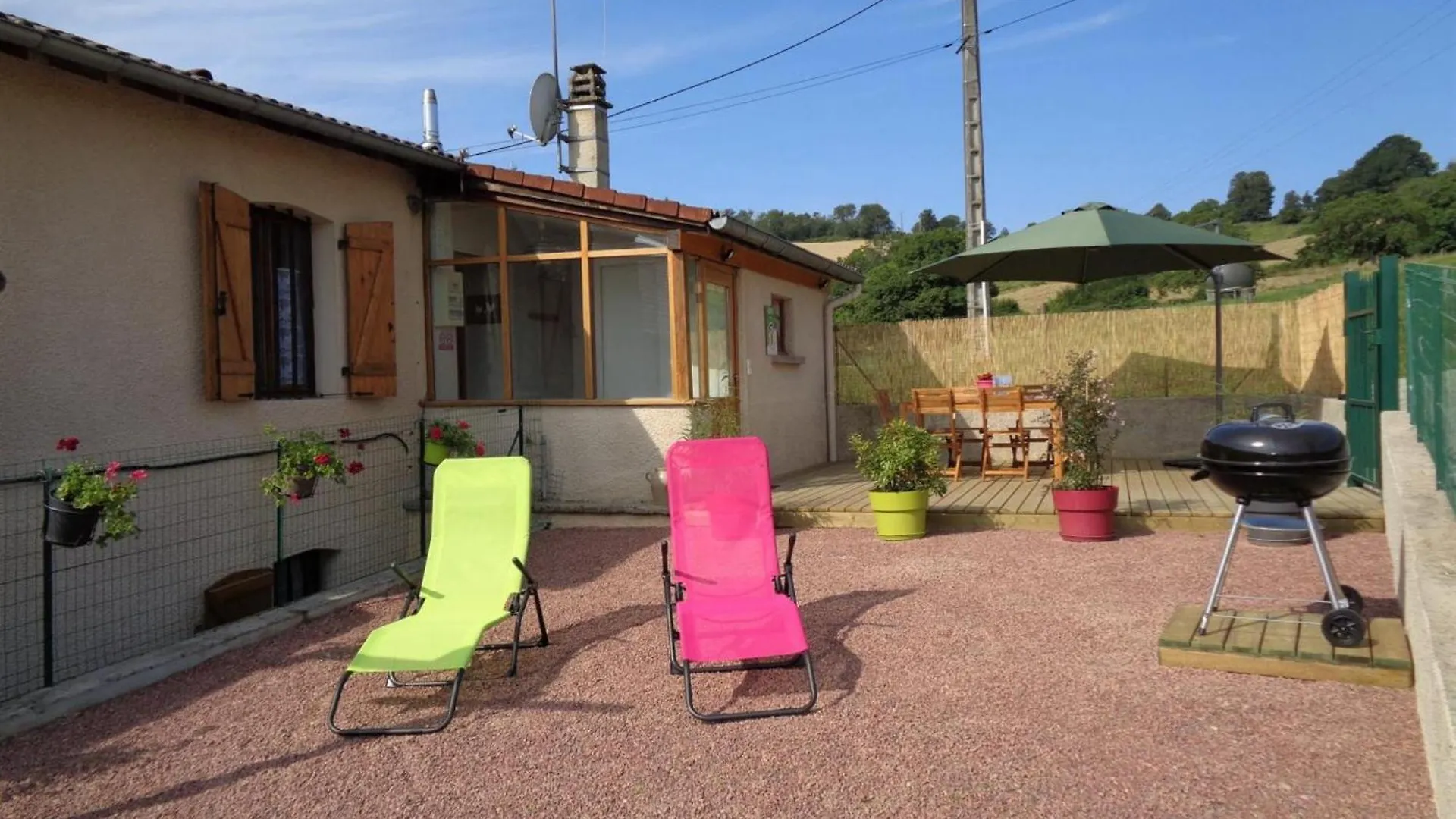 Saint-Marcel-dʼUrfé Charmant Gite A La Ferme Avec Terrasse, Proche Loire, Allier, Puy De Dome, Animaux Bienvenus - Fr-1-496-235